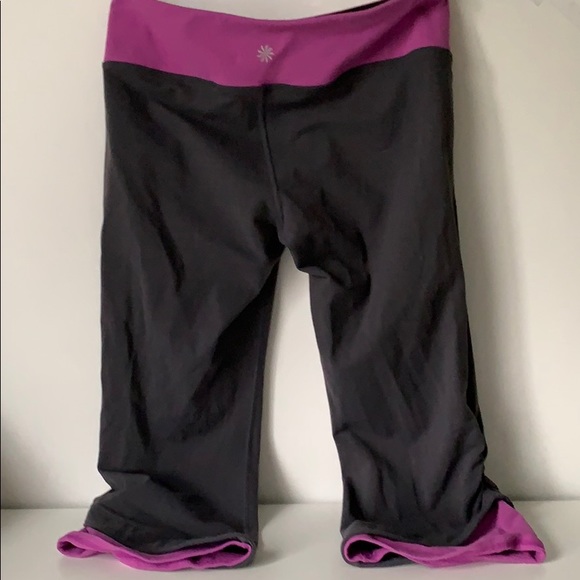 🚴🏻♀️Athleta Capri Leggins🚴🏻♀️ - Picture 4 of 6